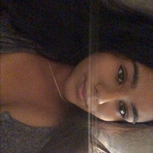 Meet your Posher, Ananya